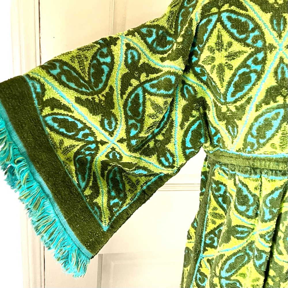1970’s Hiltons terrycloth coverup/robe. - Picture 5 of 9